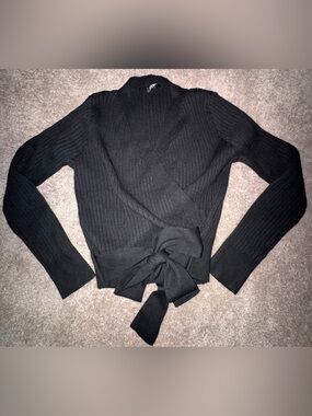 BTFBM Women's Black Wrap Tie-Front V-Neck Sweater
